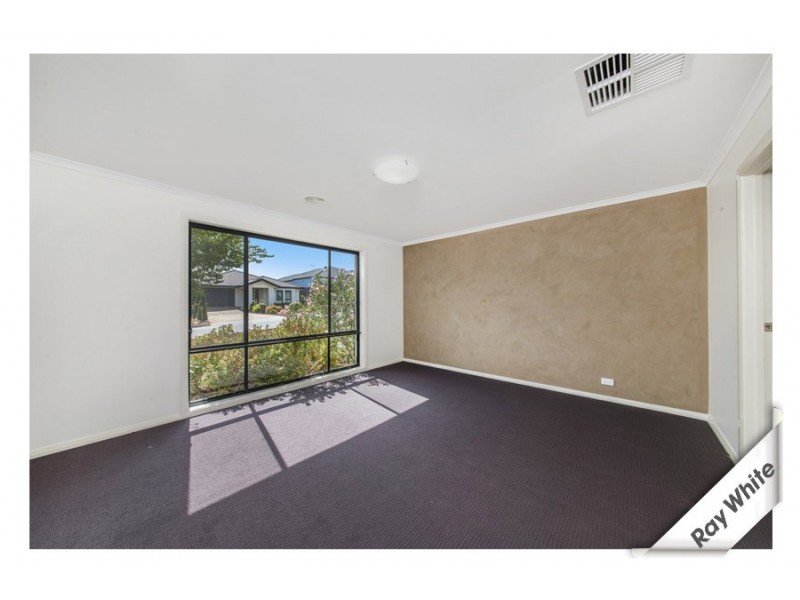 4 Flagstone Street, Harrison ACT 2914