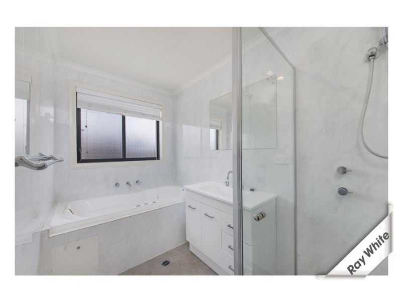 4 Flagstone Street, Harrison ACT 2914