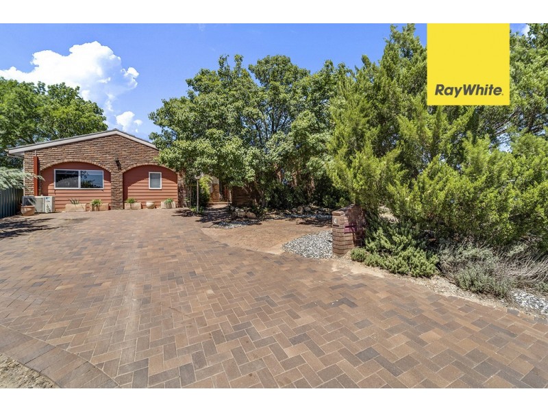 49 Ennor Crescent, Florey ACT 2615