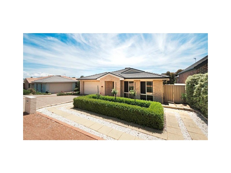 18 Kurrama Close, Ngunnawal ACT 2913