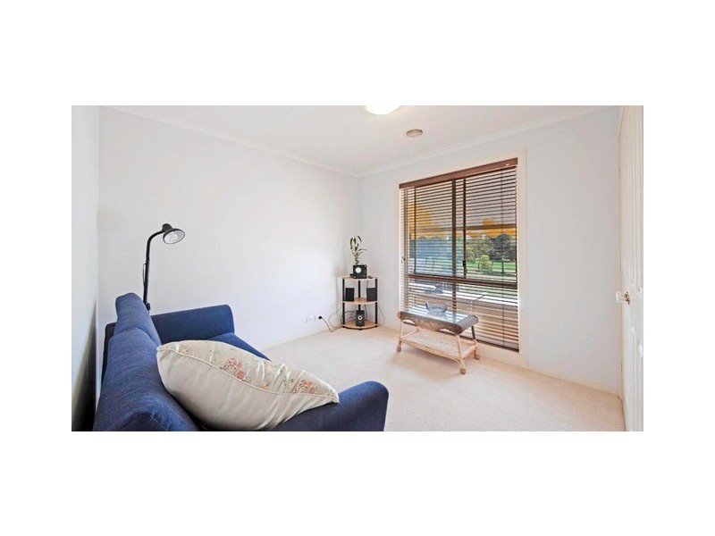 18 Kurrama Close, Ngunnawal ACT 2913