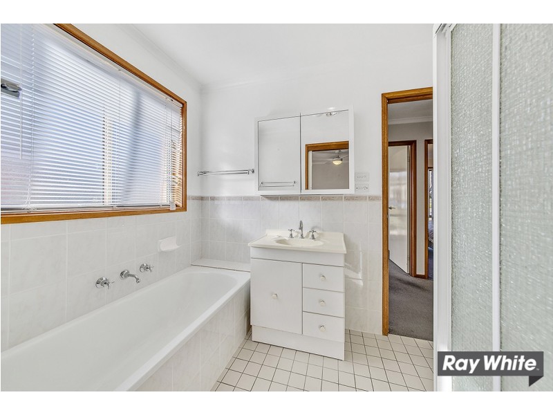 49 Evelyn Owen Crescent, Dunlop ACT 2615