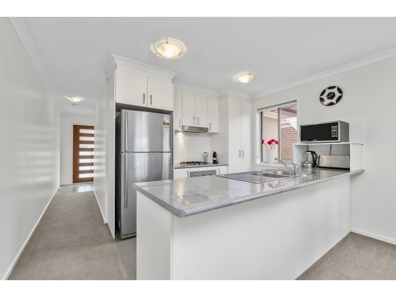 8 Isbister Street, Macgregor ACT 2615