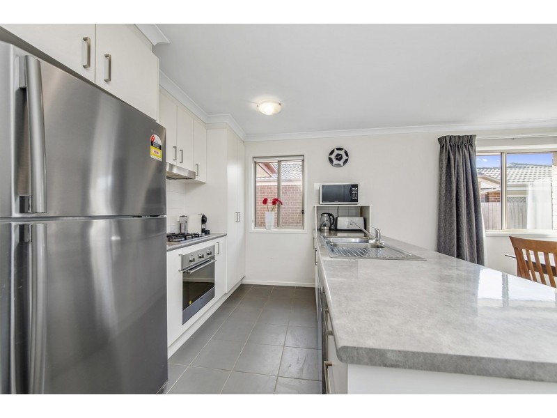 8 Isbister Street, Macgregor ACT 2615