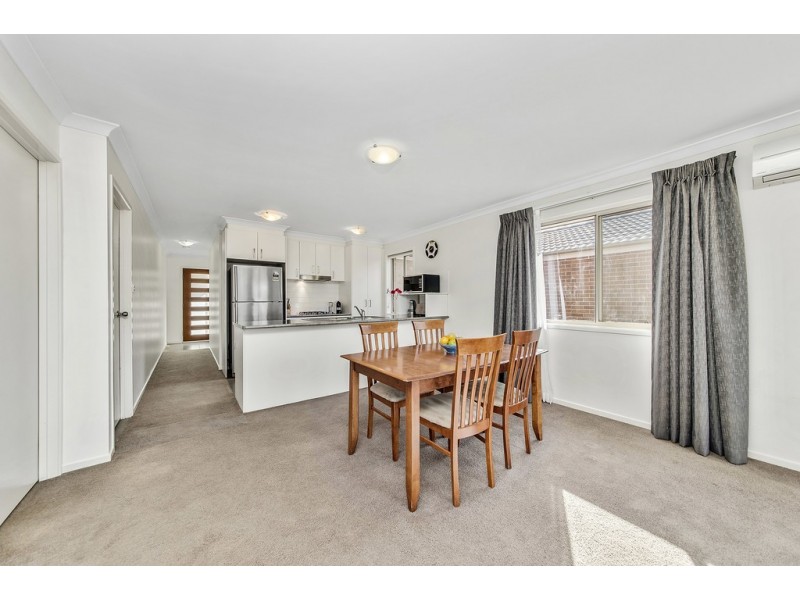 8 Isbister Street, Macgregor ACT 2615