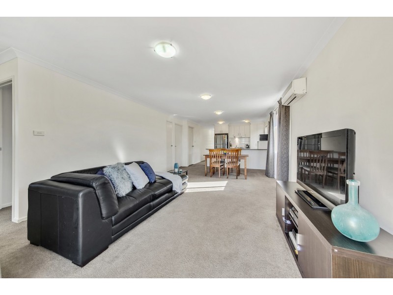8 Isbister Street, Macgregor ACT 2615