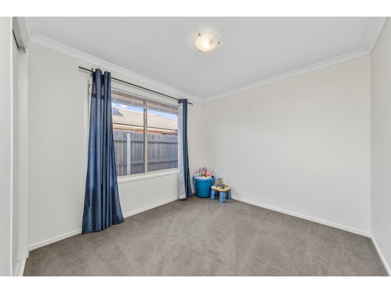8 Isbister Street, Macgregor ACT 2615