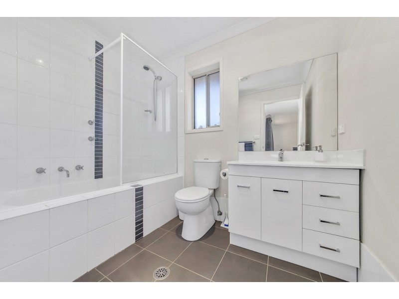 8 Isbister Street, Macgregor ACT 2615