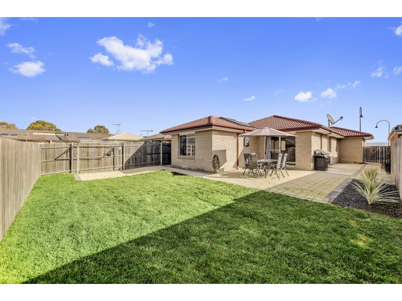 8 Isbister Street, Macgregor ACT 2615