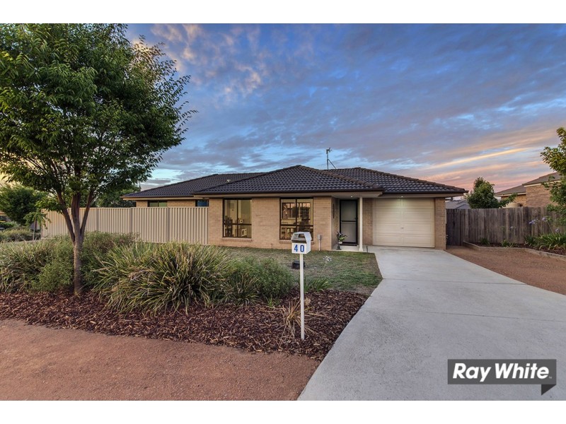 40 Clyde Finlay Street, Macgregor ACT 2615