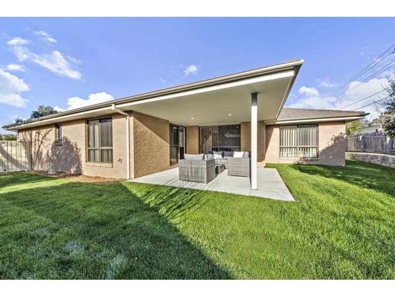 4 Luther Place, Macgregor ACT 2615