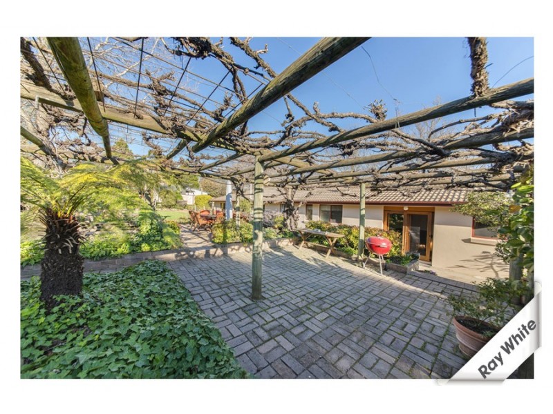 50 Osburn Drive, Macgregor ACT 2615