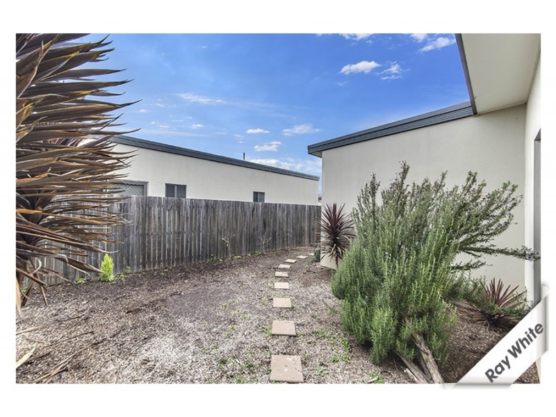 28 Eric De Salis Street, Macgregor ACT 2615