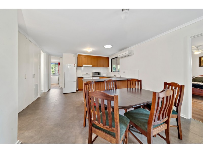8 Gaggin Place, Macgregor ACT 2615