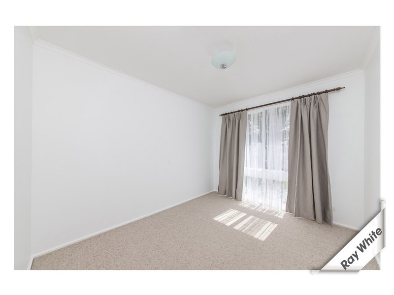16 Meyers Place, Macgregor ACT 2615