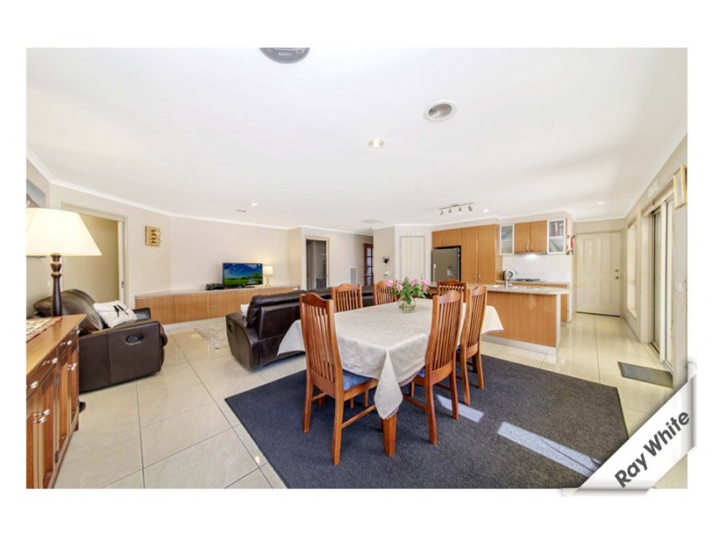 22 Henry Sutton Circuit, Dunlop ACT 2615
