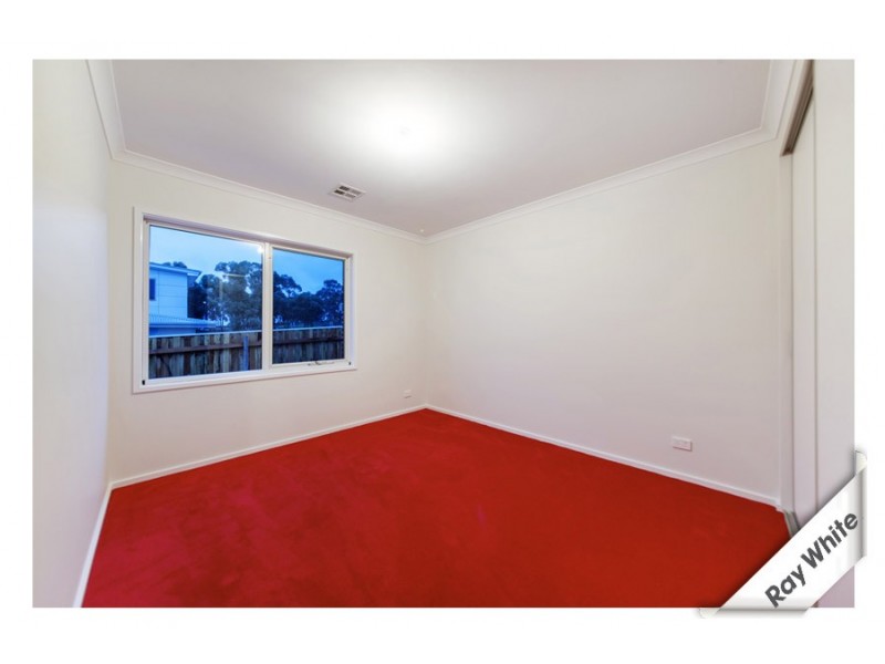 33 Keith Waller Rise, Casey ACT 2913