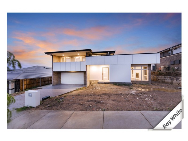 33 Keith Waller Rise, Casey ACT 2913