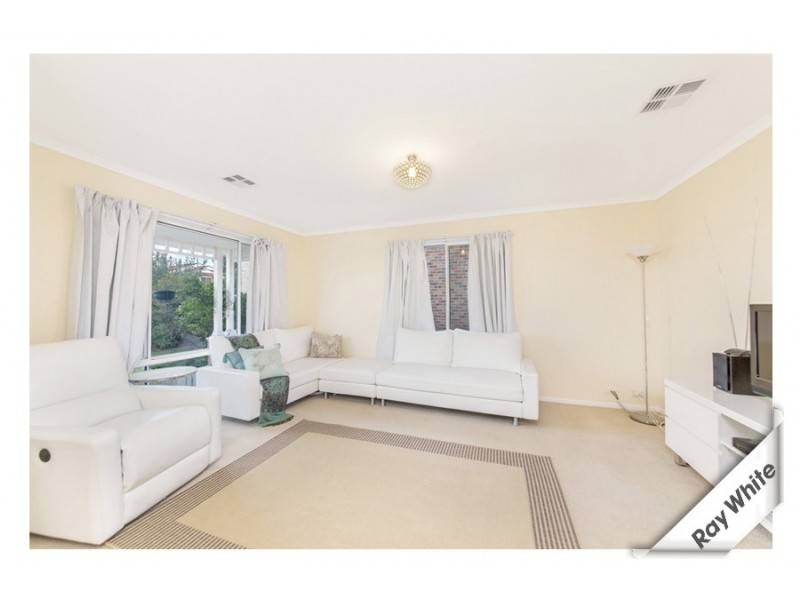 14 Bunduluk Crescent, Ngunnawal ACT 2913