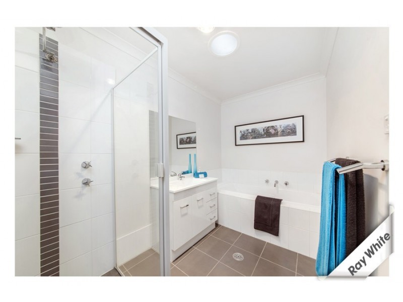 16 John Holt Street, Macgregor ACT 2615