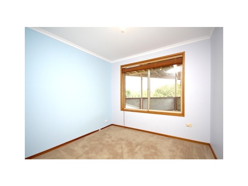 7 Menzies Court, Banks ACT 2906