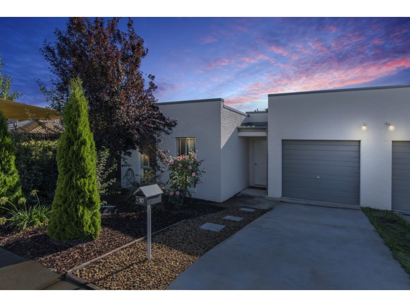 10 John James Loop, Macgregor ACT 2615