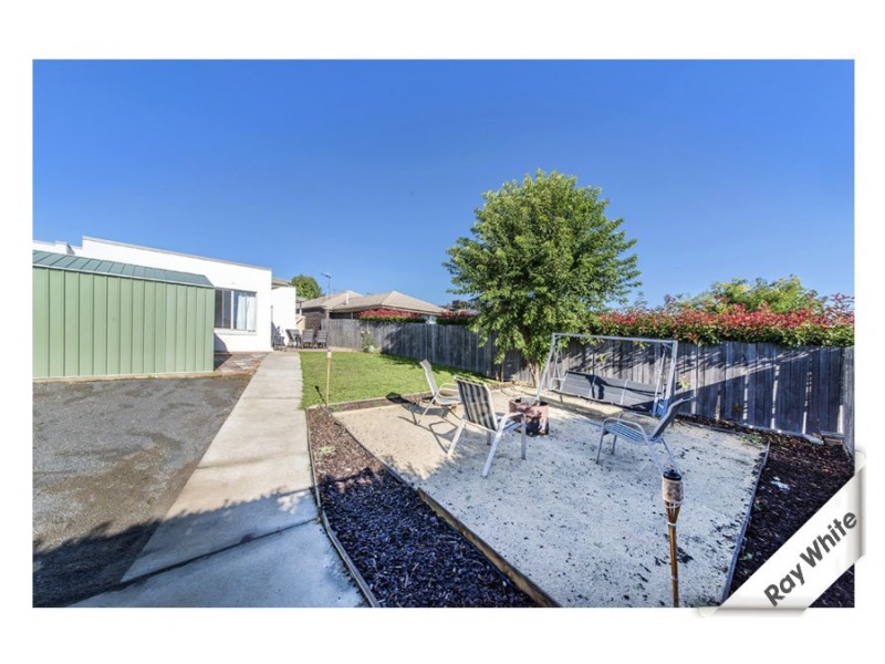 10 John James Loop, Macgregor ACT 2615