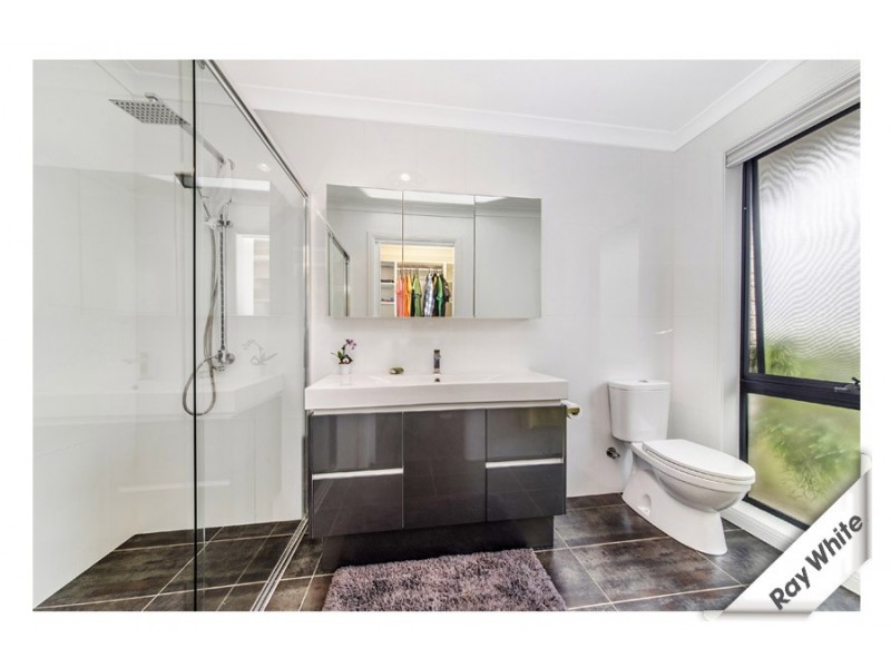 19 Macfarlane Burnet Avenue, Macgregor ACT 2615
