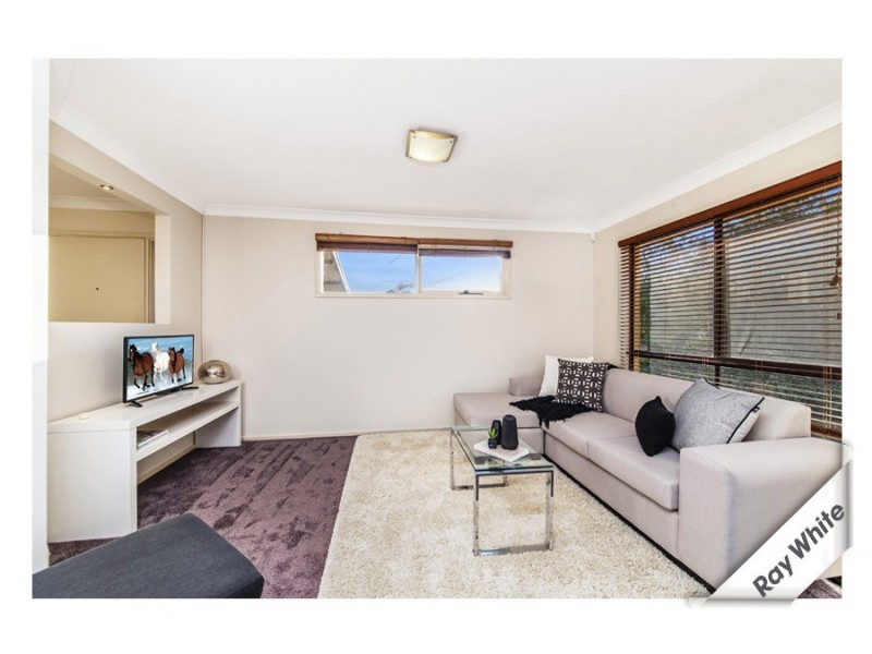 2/2 Edmunds Place, Spence ACT 2615