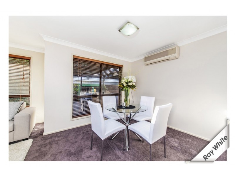 2/2 Edmunds Place, Spence ACT 2615