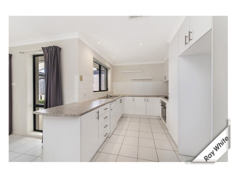 15 Constance Stone Street, Macgregor ACT 2615