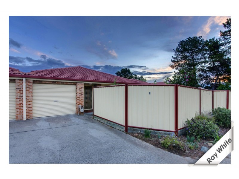6/4 Britten Jones Drive, Holt ACT 2615