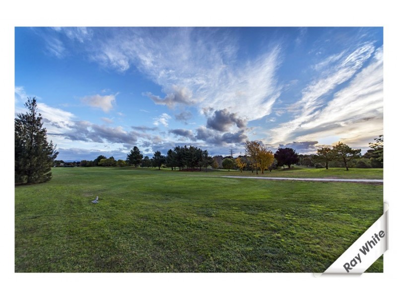 6/4 Britten Jones Drive, Holt ACT 2615