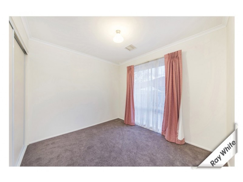 6/4 Britten Jones Drive, Holt ACT 2615