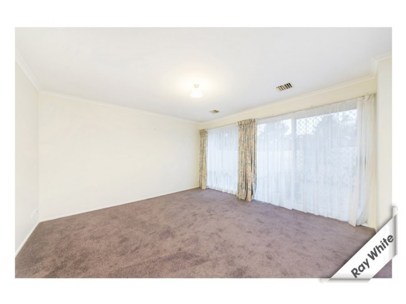 6/4 Britten Jones Drive, Holt ACT 2615