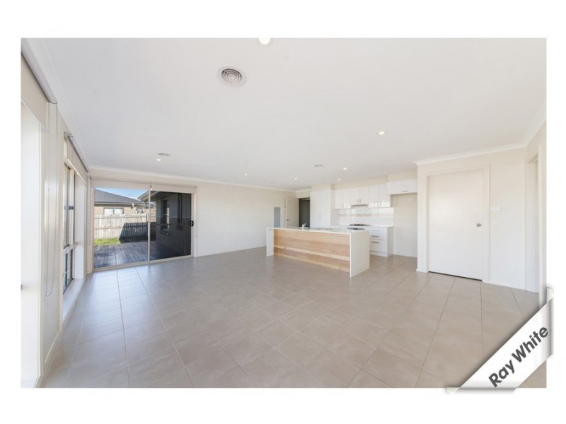4 Drooka Crescent, Crace ACT 2911