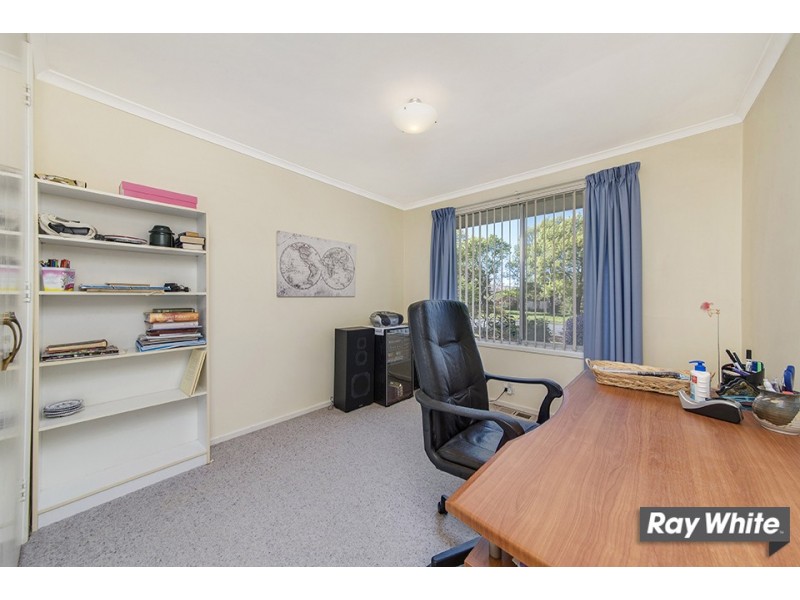 5 Clode Crescent, Macgregor ACT 2615