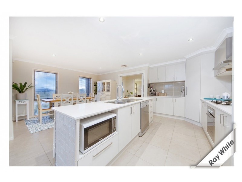 60 Refshauge Crescent, Macgregor ACT 2615