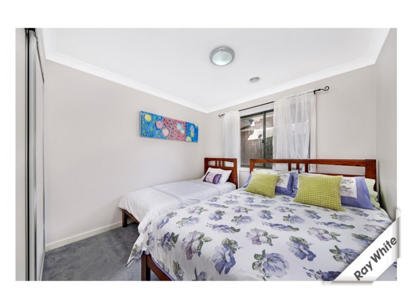 4 Herring Place, Macgregor ACT 2615