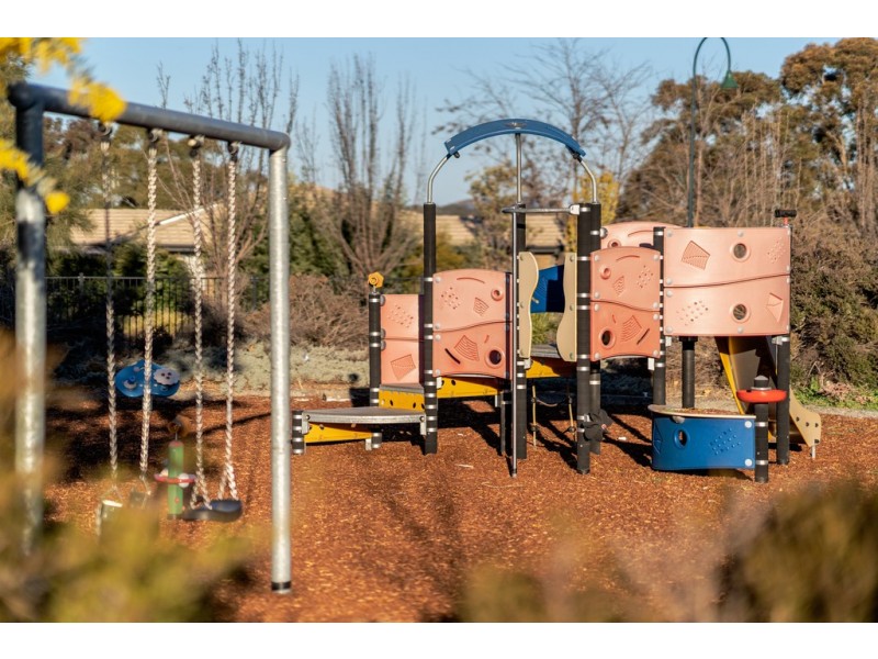 43 Bryan Hudson Street, Macgregor ACT 2615