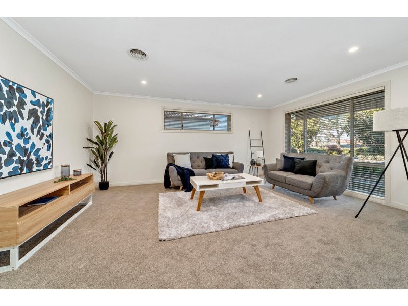 43 Bryan Hudson Street, Macgregor ACT 2615