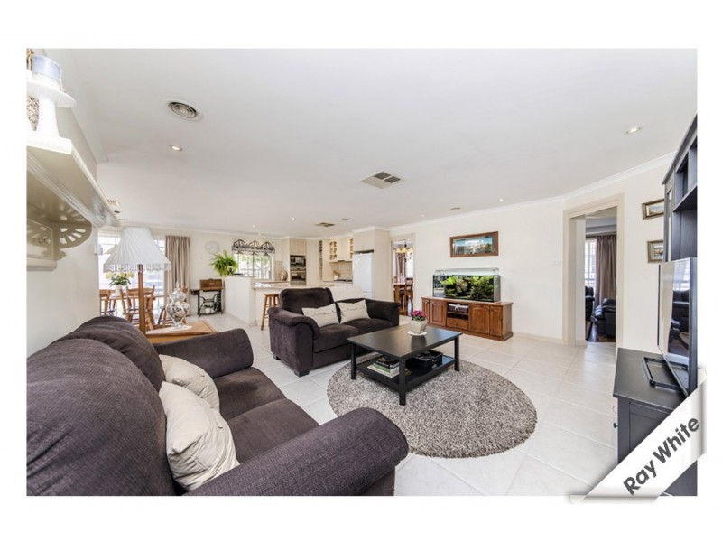 71 Shrivell Circuit, Dunlop ACT 2615