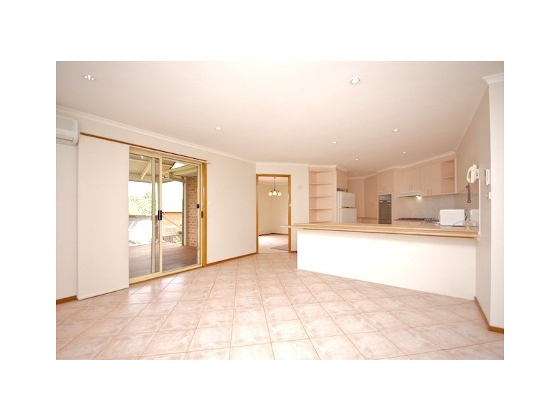 7 Menzies Court, Banks ACT 2906