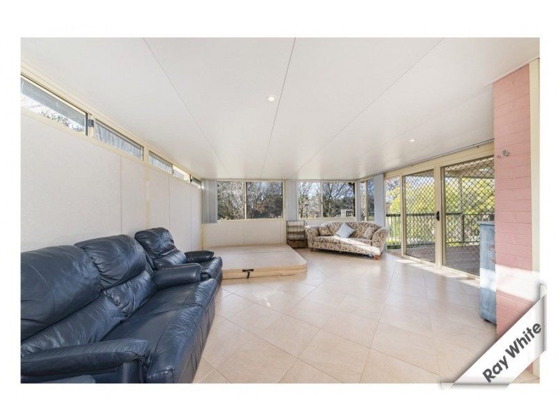40 Lindrum Crescent, Holt ACT 2615