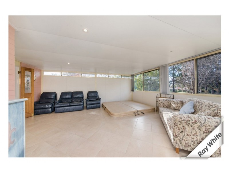 40 Lindrum Crescent, Holt ACT 2615