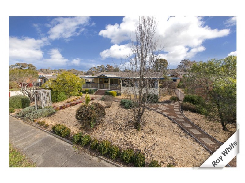 40 Lindrum Crescent, Holt ACT 2615