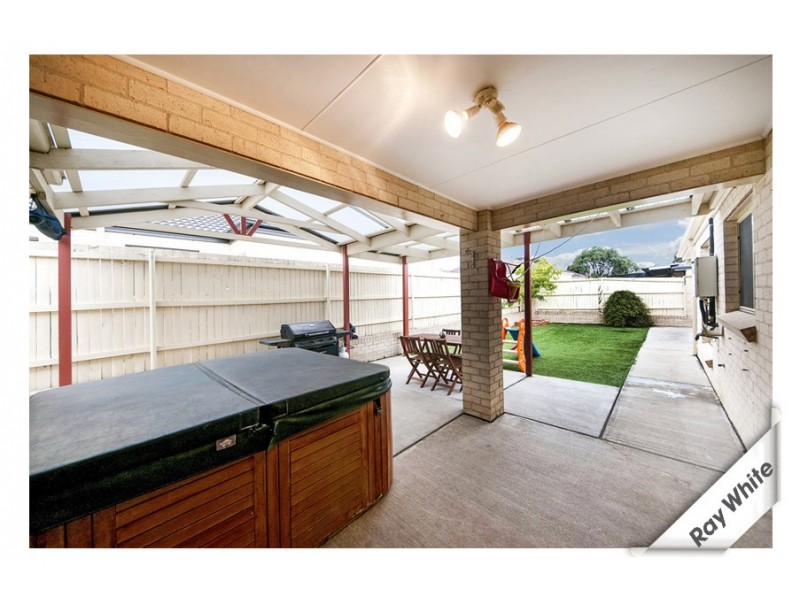 17 Favco Place, Dunlop ACT 2615