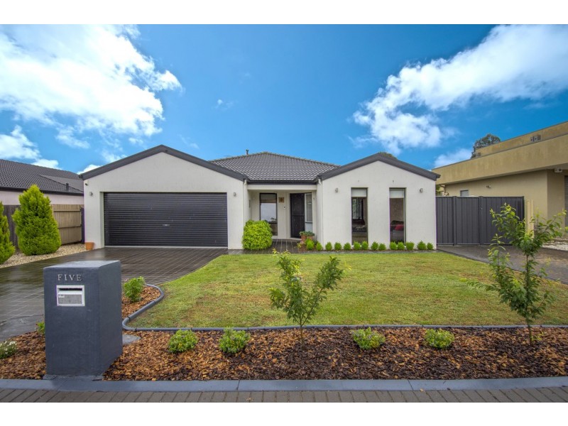 5 Splayd Close, Dunlop ACT 2615