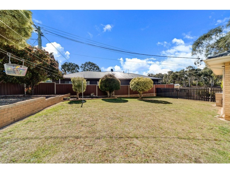 12 Lawrence Close, Macgregor ACT 2615