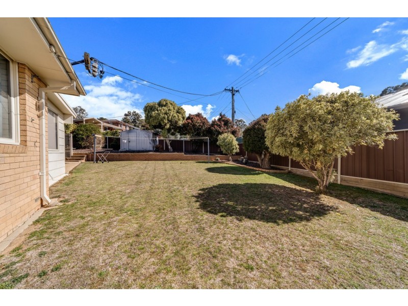 12 Lawrence Close, Macgregor ACT 2615
